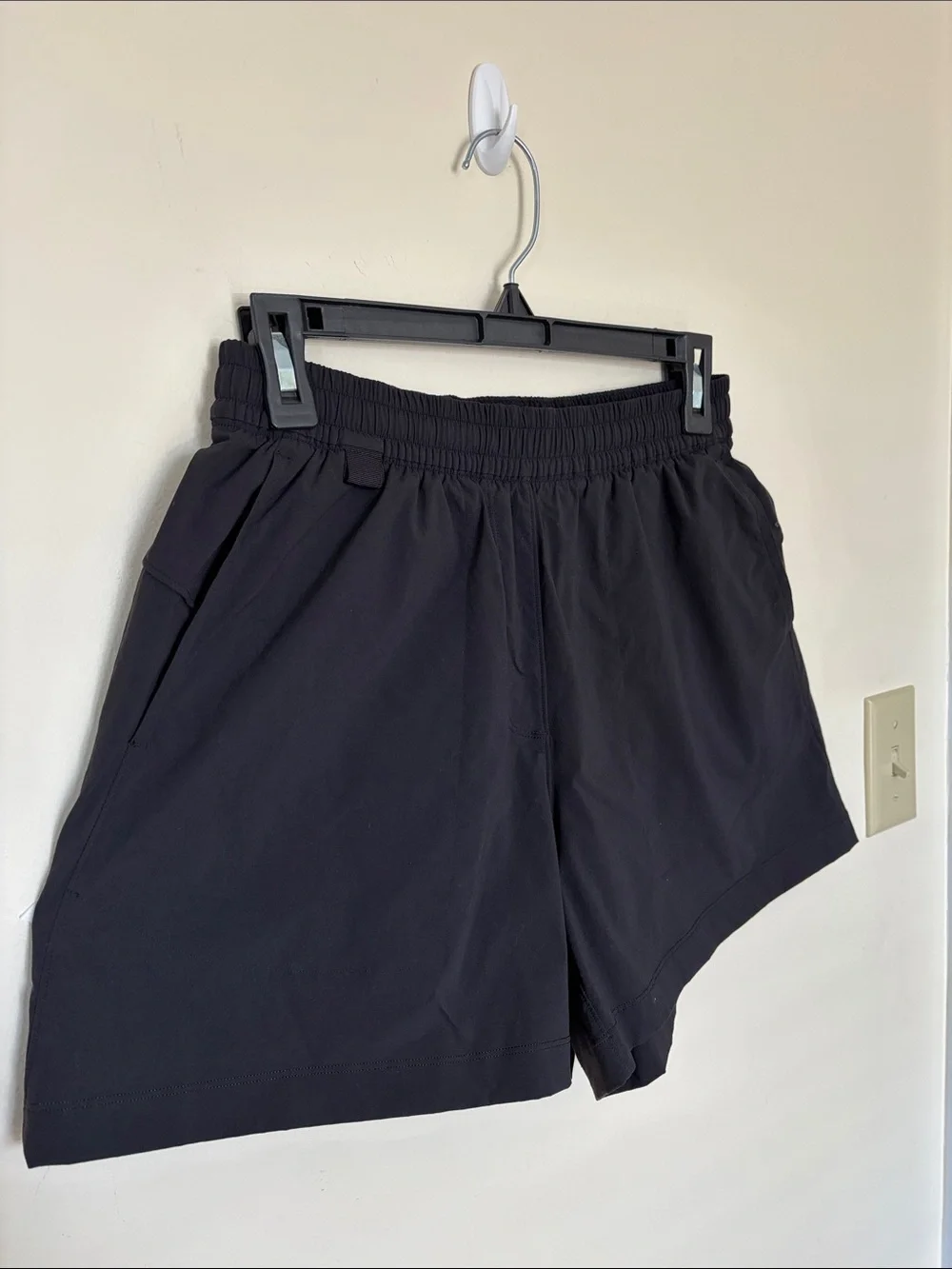 lululemon athletica lightweight black